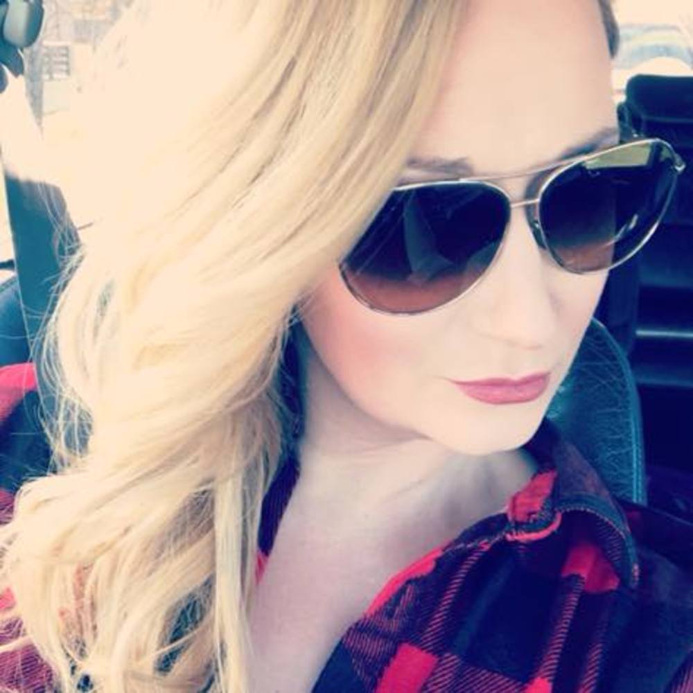 Meet your Posher, Jennifer